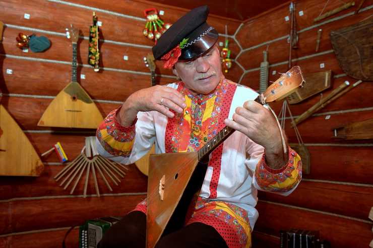 Профессионалы балалайки: талантливые музыканты Пензенской области